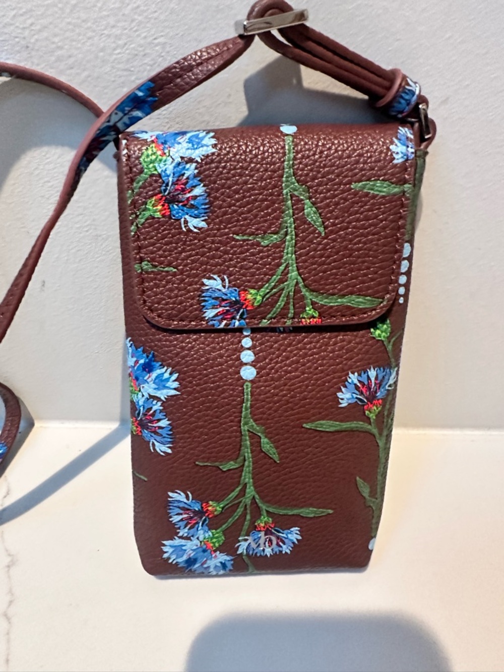 Vera Bradley NWT Brown Floral Slim Easy Crossbody Faux leather